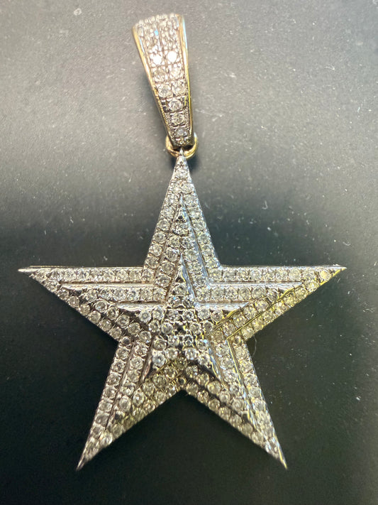 diamond and 10k gold star pendant